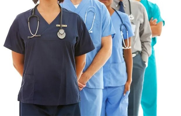 medical scrubs dubai