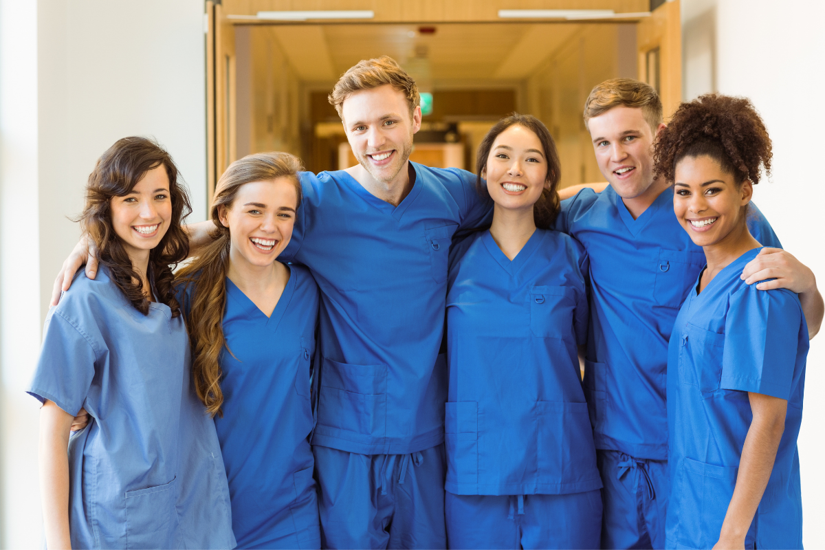 medical scrubs dubai