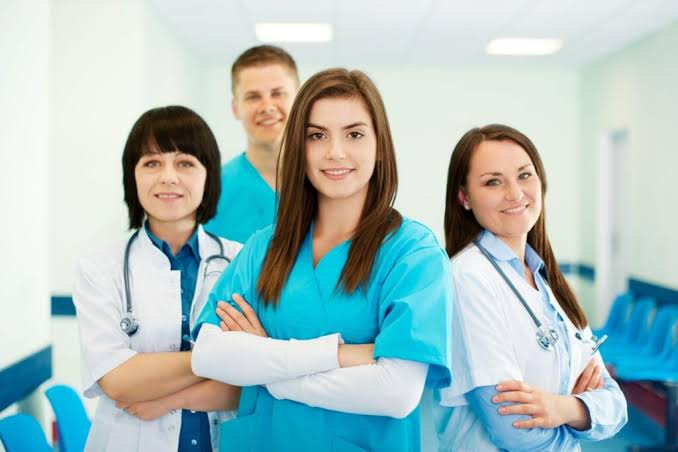 nurses uniforms in dubai