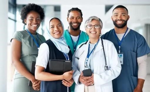 nurses uniforms in dubai